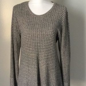 Light oversized sweater